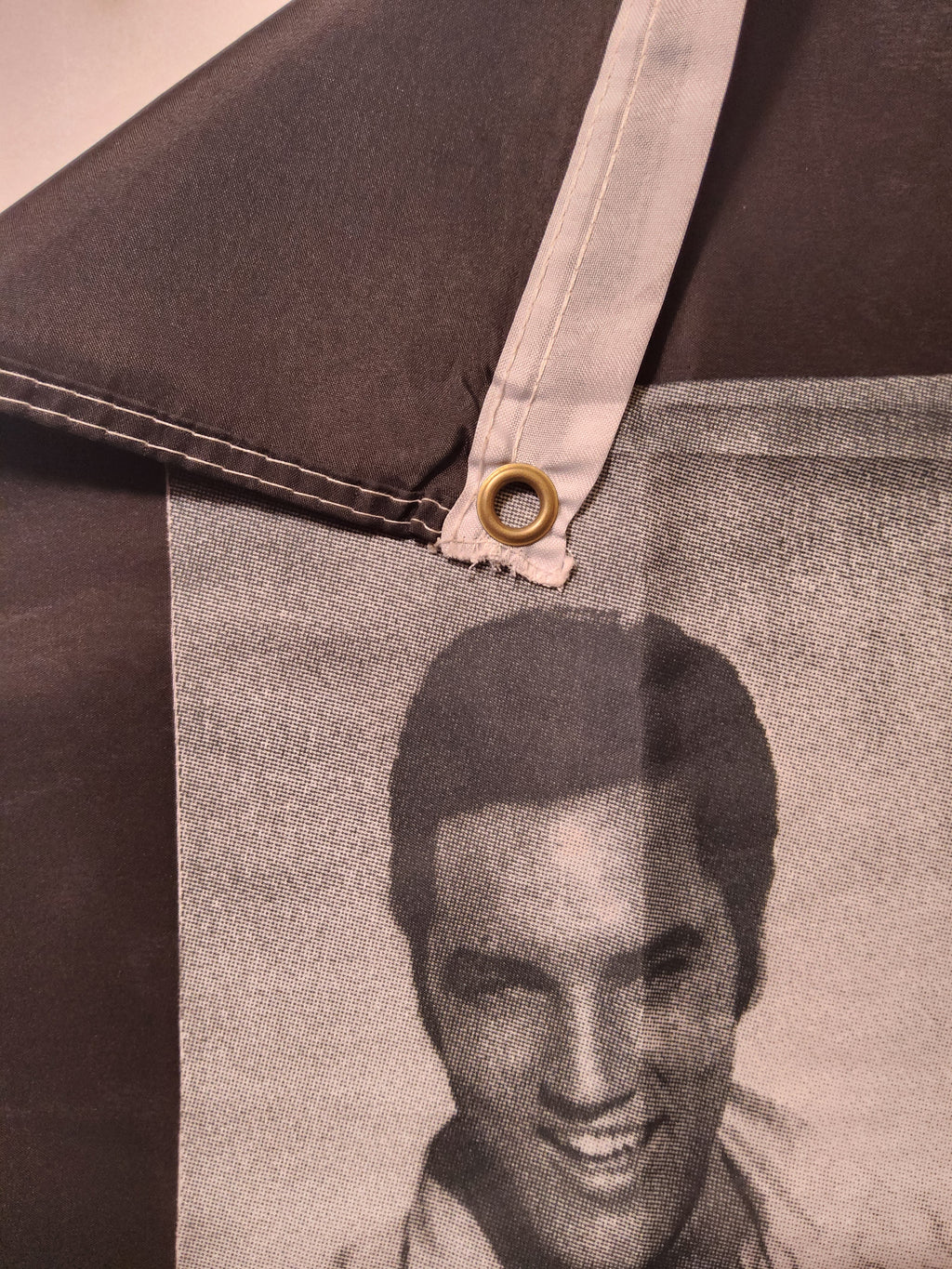 Elvis Silhouette